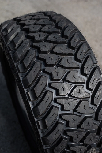 фото протектора и шины Terramax M/T Шина Sailun Terramax M/T 235/75 R15 104/101Q
